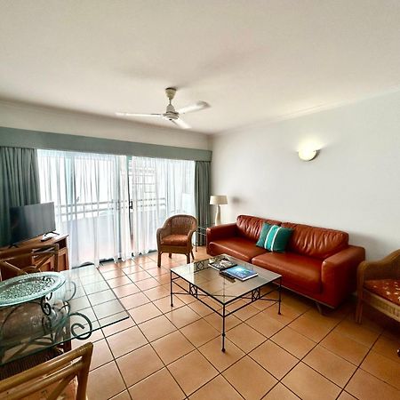 Mid City Luxury Suites Cairns Exterior foto